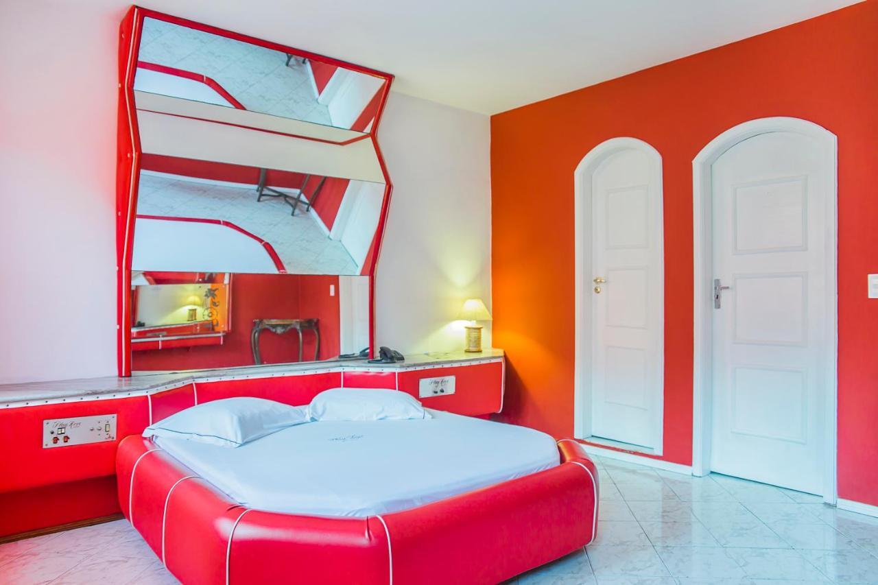 Motel Play Love Петрополіс Екстер'єр фото