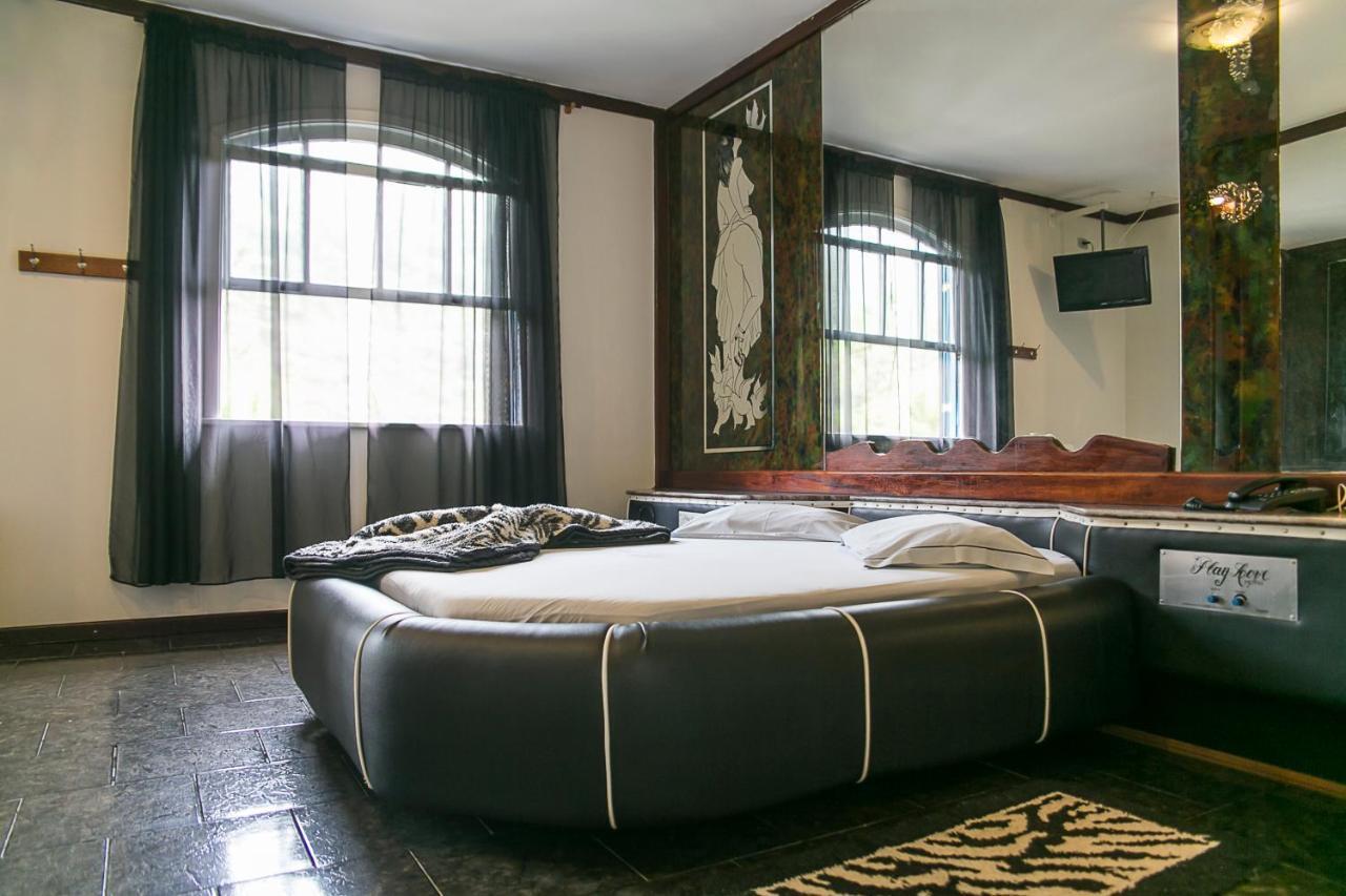 Motel Play Love Петрополіс Екстер'єр фото