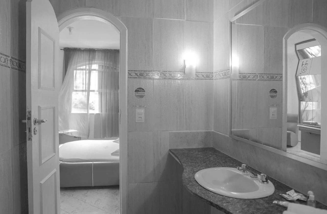 Motel Play Love Петрополіс Екстер'єр фото
